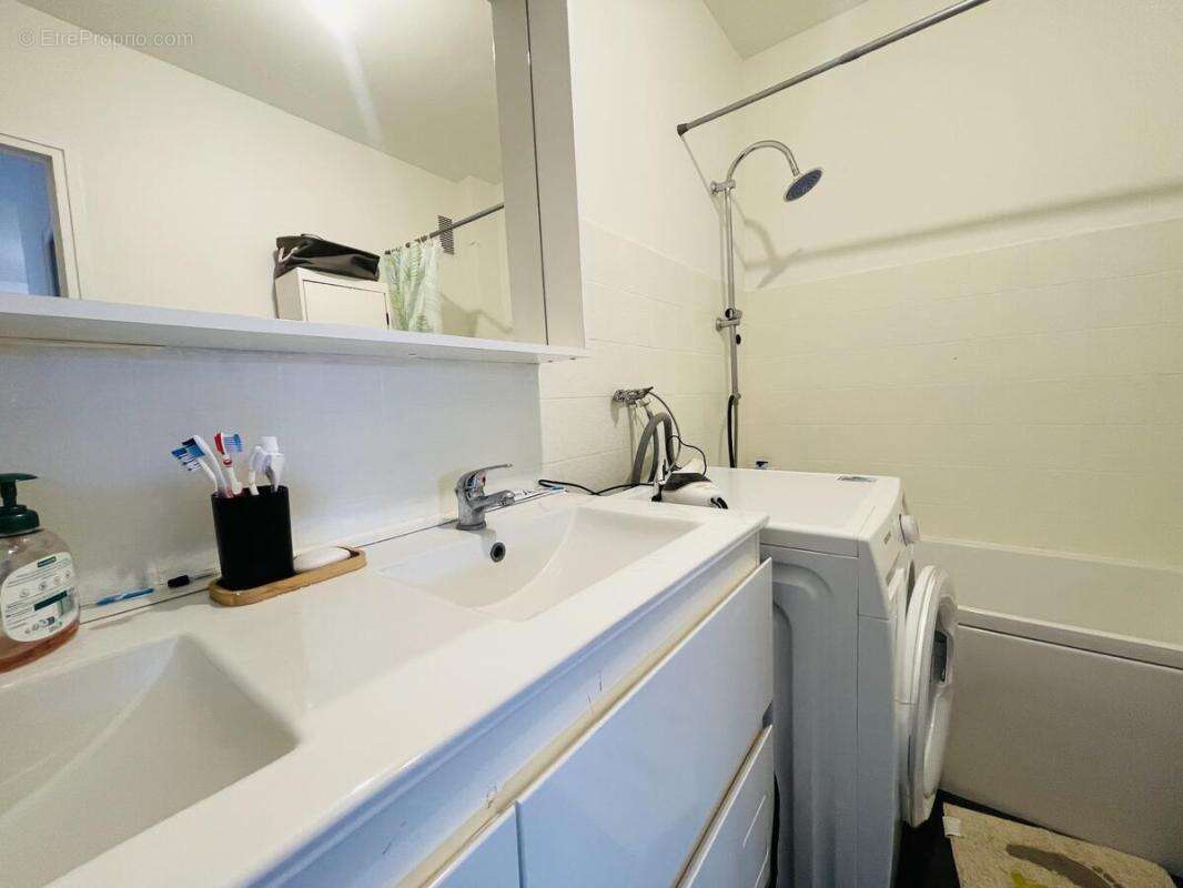 Appartement à PONT-DE-CHERUY