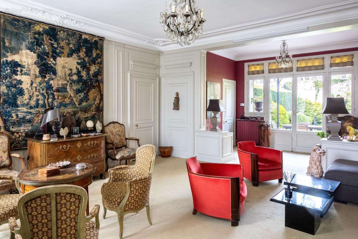 Maison à COMPIEGNE