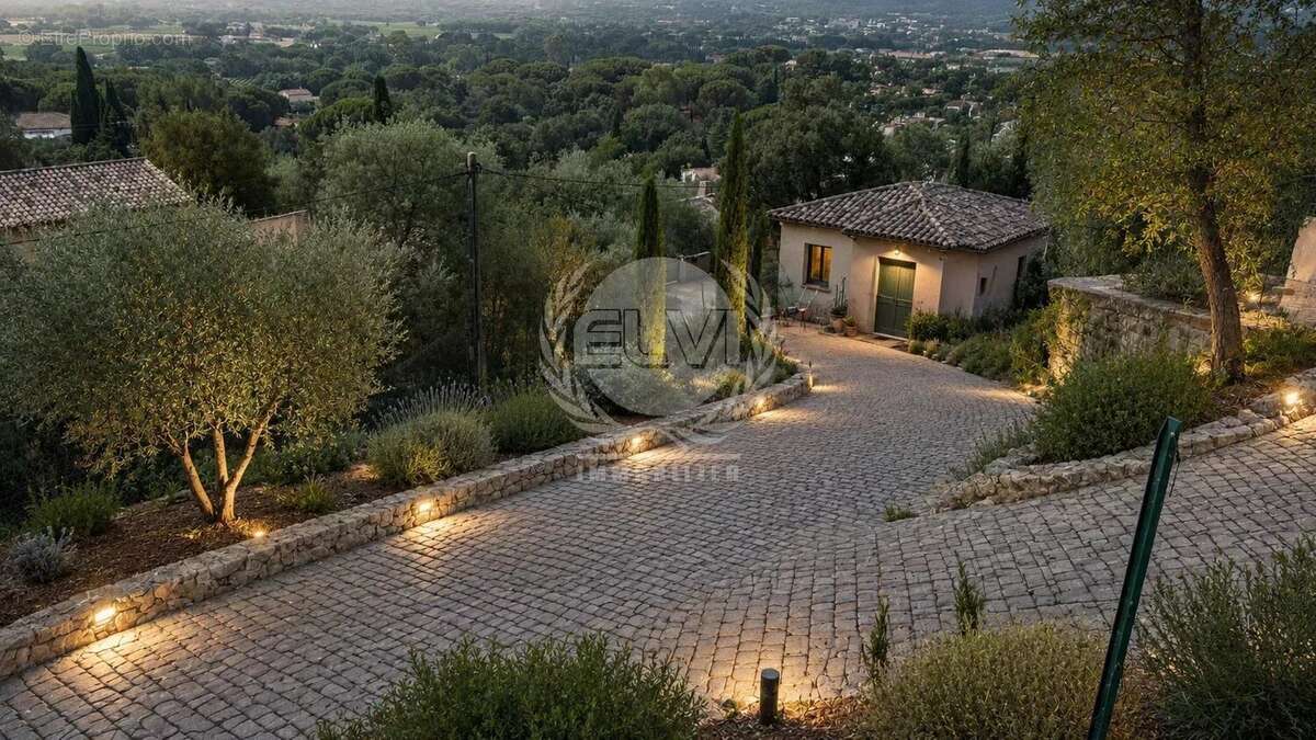 Maison à le Plan de la Tour - photo 8