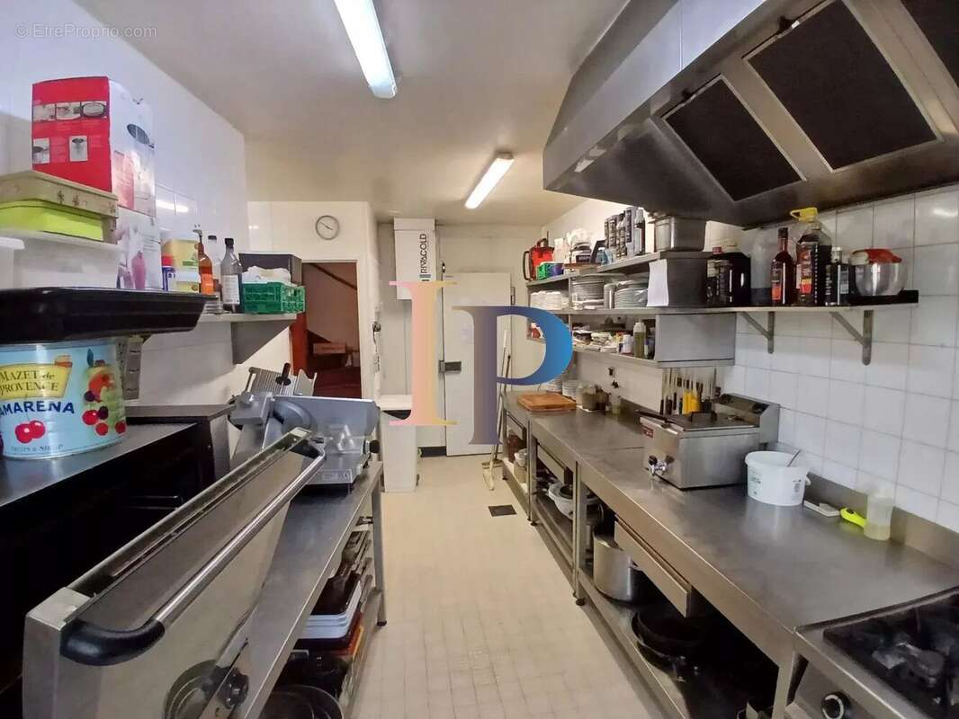 Commerce à ANZY-LE-DUC