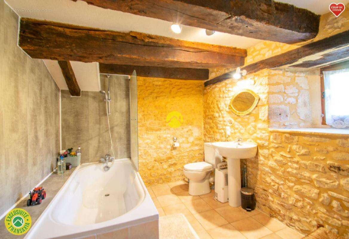 Maison à COUX-ET-BIGAROQUE