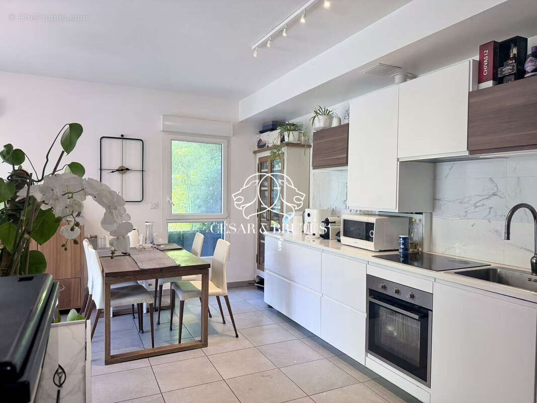 Appartement à LYON-7E