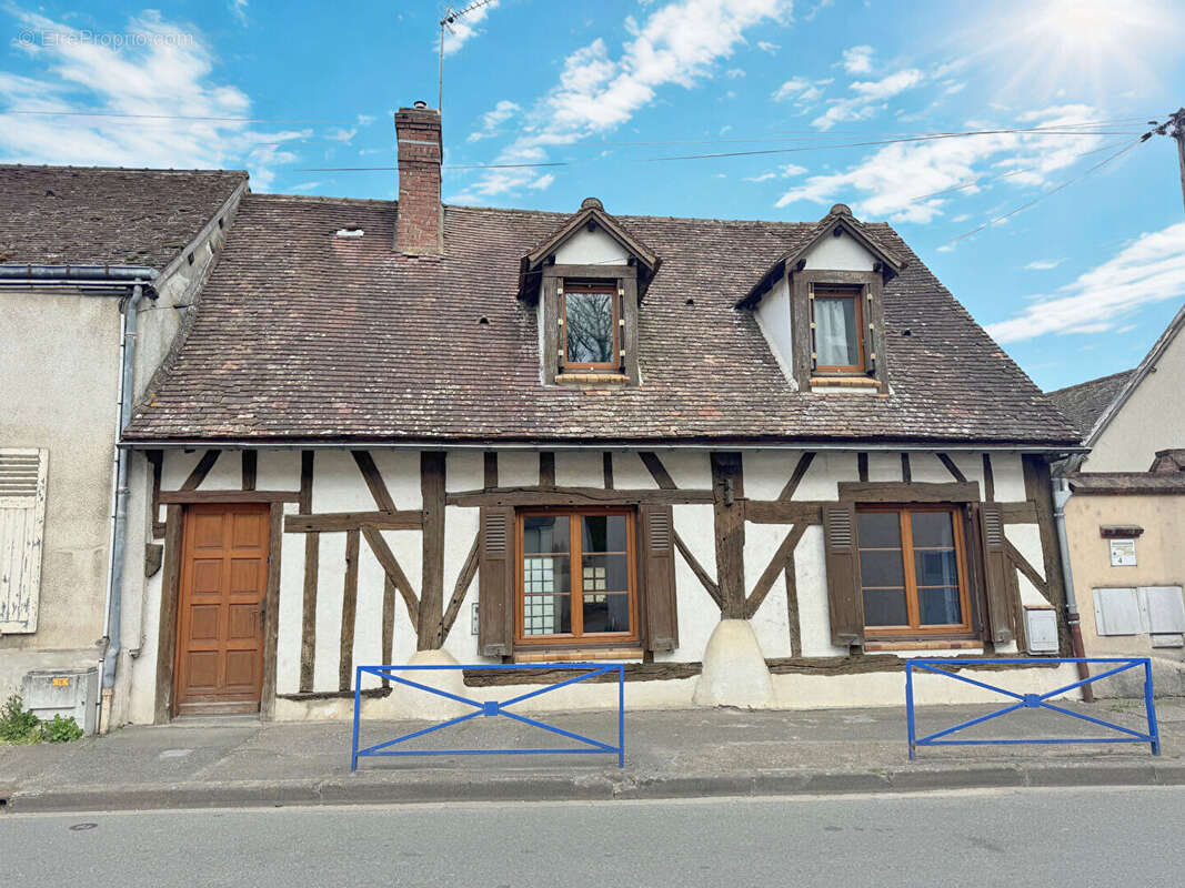 Nogent le roi centre maison 2 chambres - photo 2