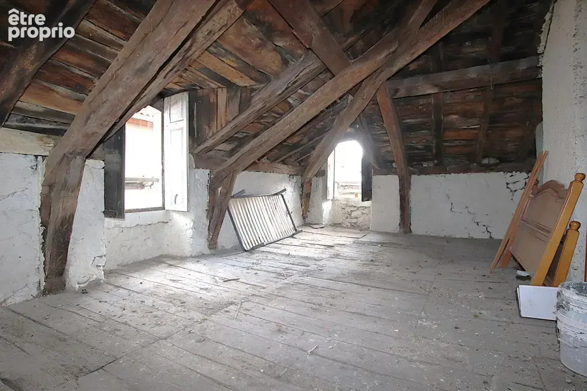 Immeuble de caractère du XVIII  très lumineux avec commerce à l'angle de deux rues - photo 14