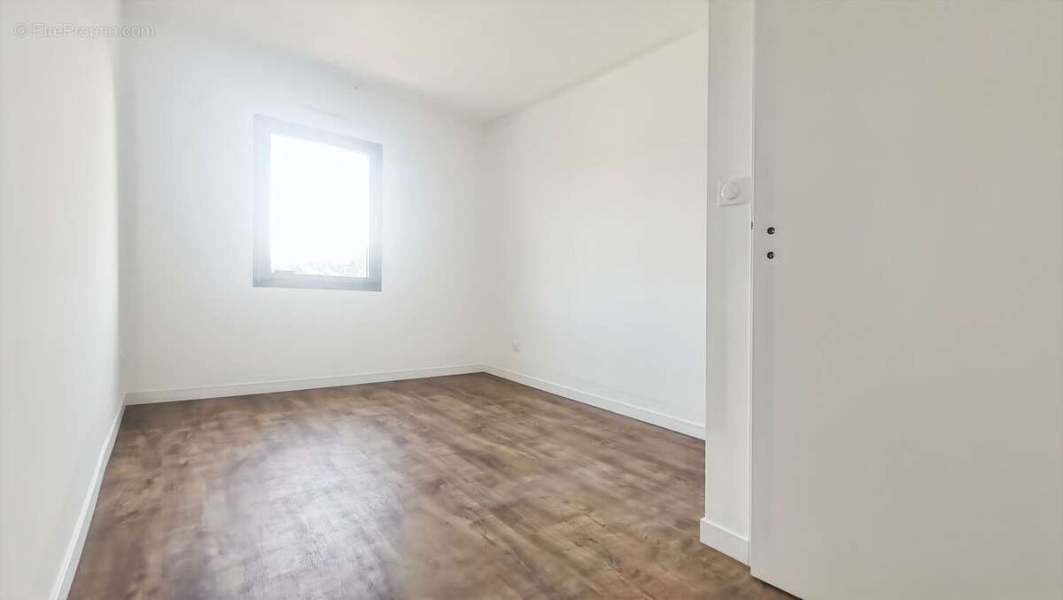 Maison 114 m² à Isse  - photo 8