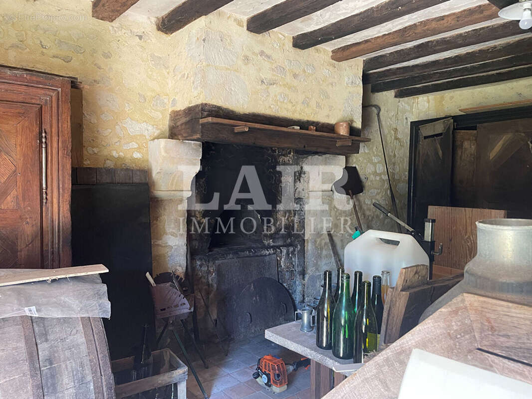 Corps de ferme à vendre avec 5.8 hectares, à Montgaudry, réf B15425 - photo 11