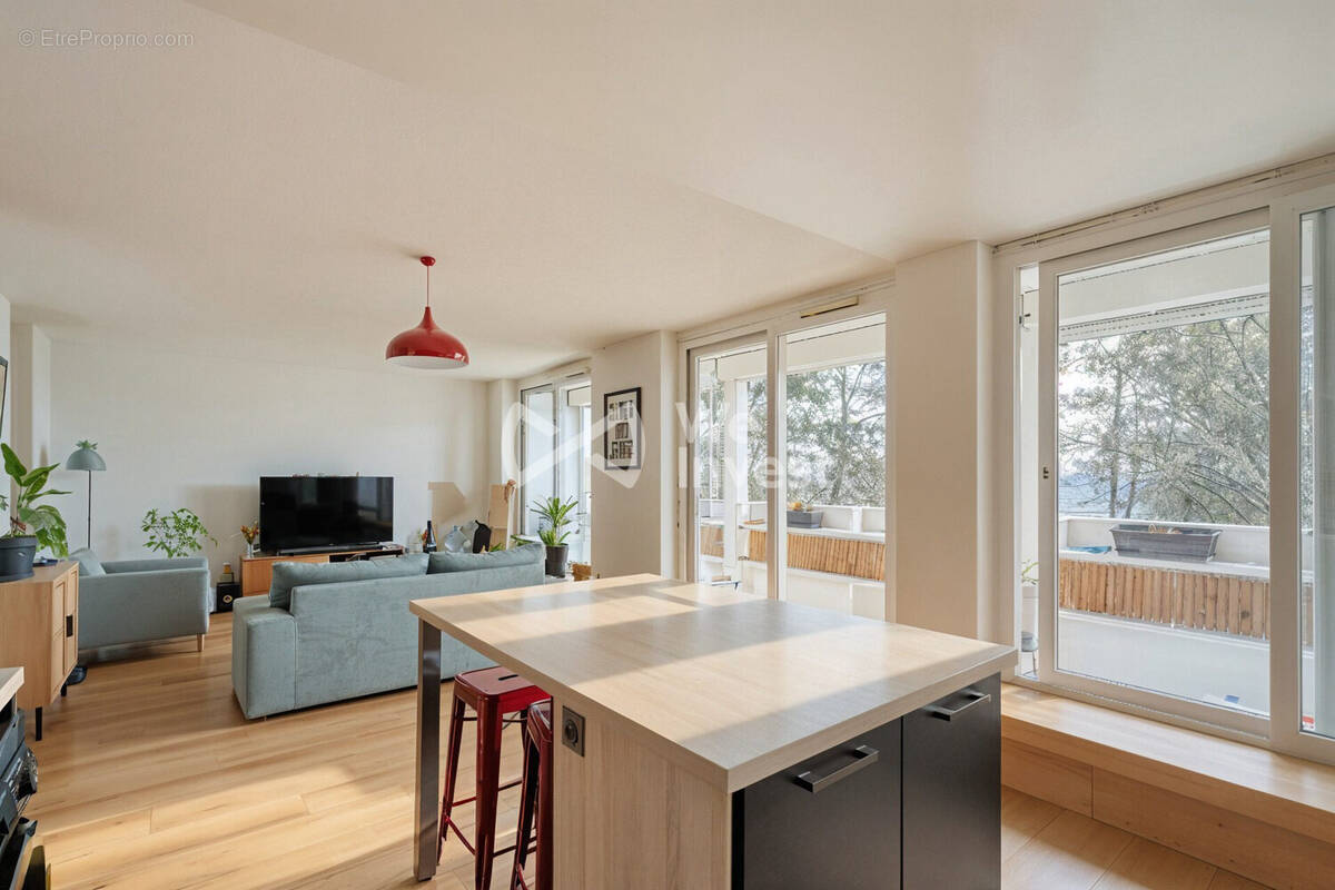 Appartement à LYON-9E