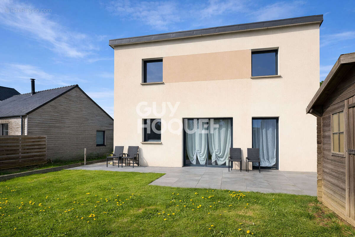 Maison à SAINT-NOLFF