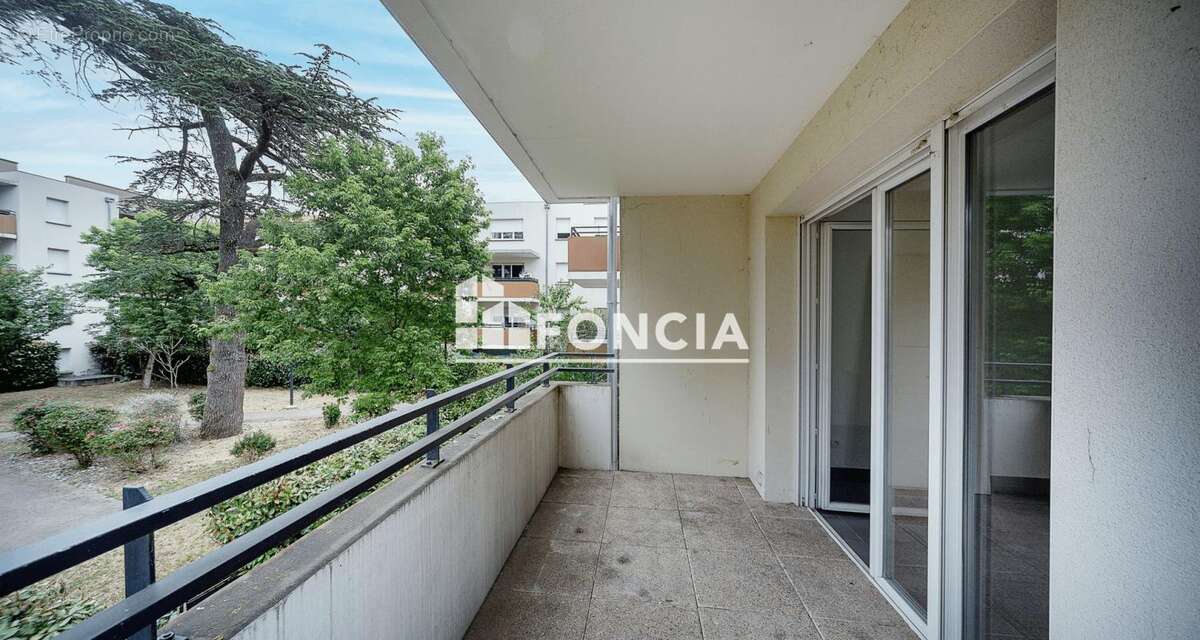 Toulouse - t3 + parking sous-sol - 130 000 € - vendu libre - photo 3