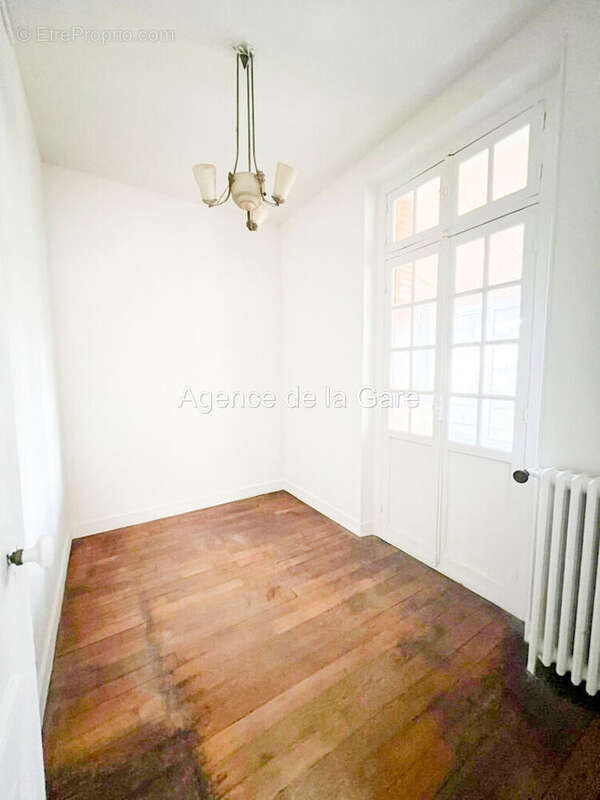 Maison à SARTROUVILLE