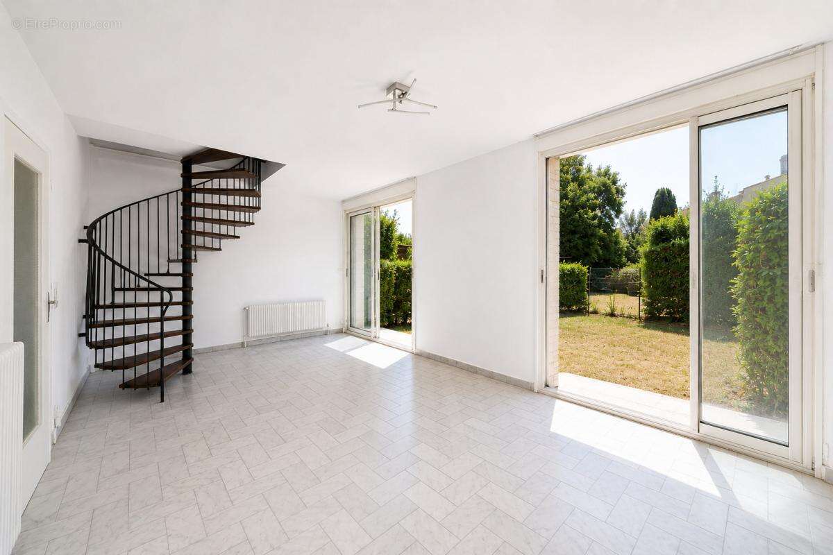 Coup de cœur à Launaguet – Maison T4 de 78m² à fort potentiel avec jardin - photo 2