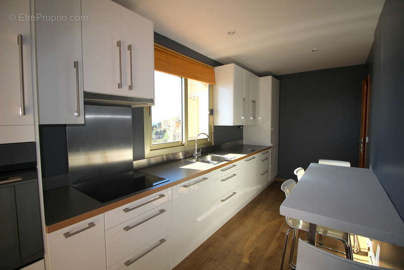 Appartement à CAP-D'AIL