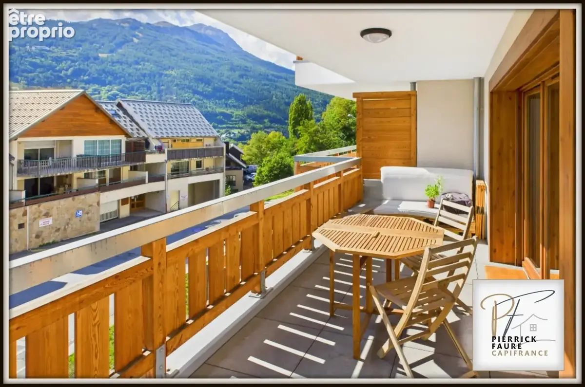 T3 avec terrasse plein sud, vue montagnes, cave à Briançon - photo 26