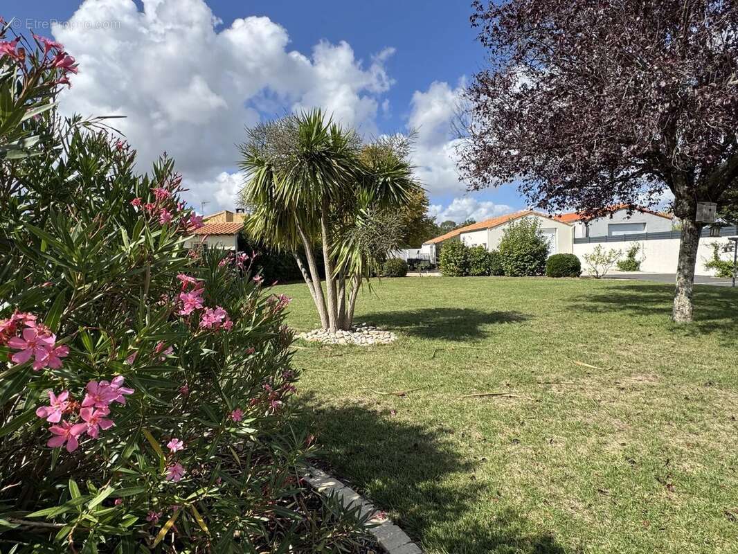 Maison à SAINT-COLOMBAN