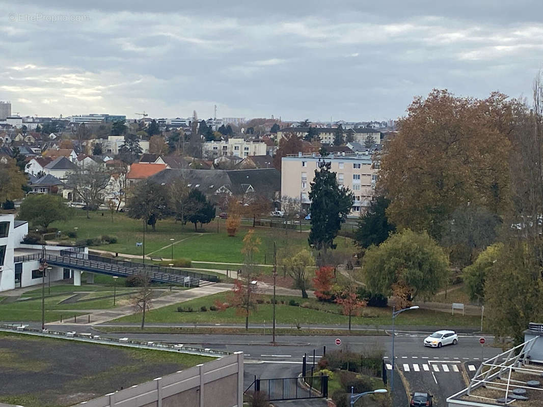 Appartement à FLEURY-LES-AUBRAIS