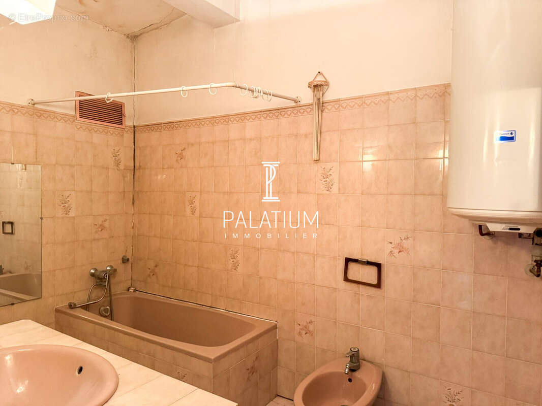 Appartement 91 m² à Peyruis  - photo 9