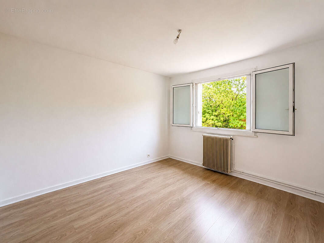 Maison 80m² à les artigues-de-lussac - photo 3