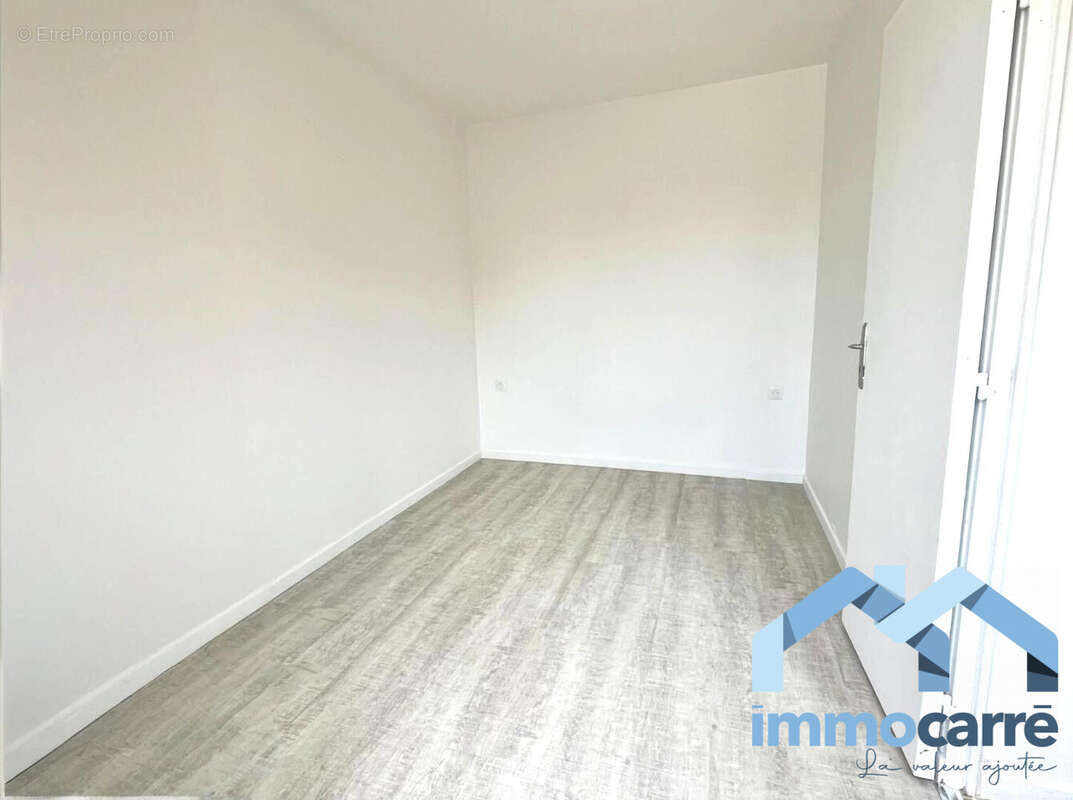 Appartement à PONTCARRE