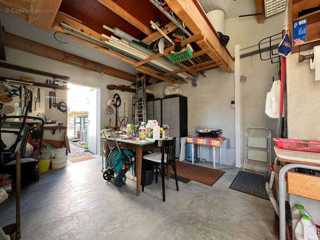 Maison à BAGNOLS-SUR-CEZE