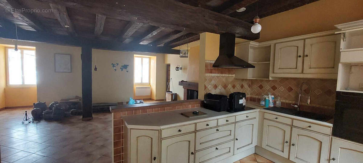 Maison à BRILLAC