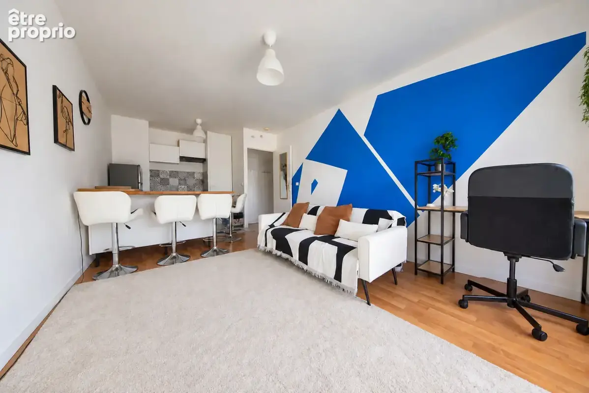 Appartement F2 très bon état - vendu loué. - photo 3
