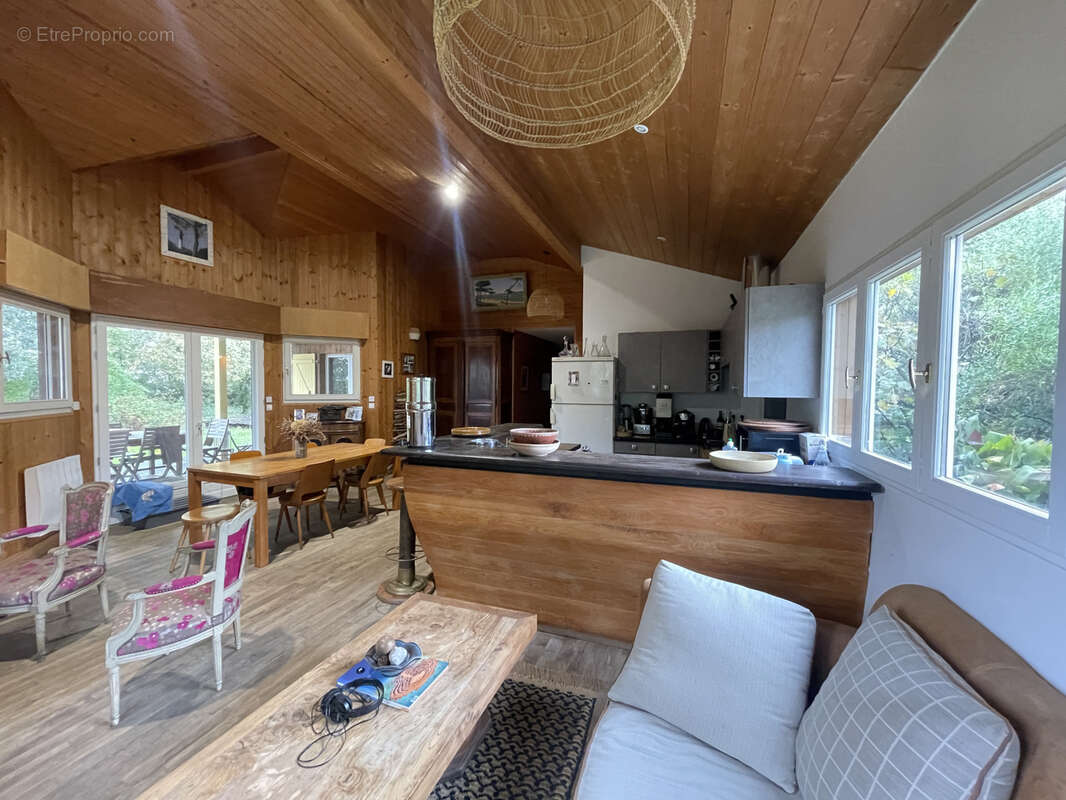 Maison à GUJAN-MESTRAS