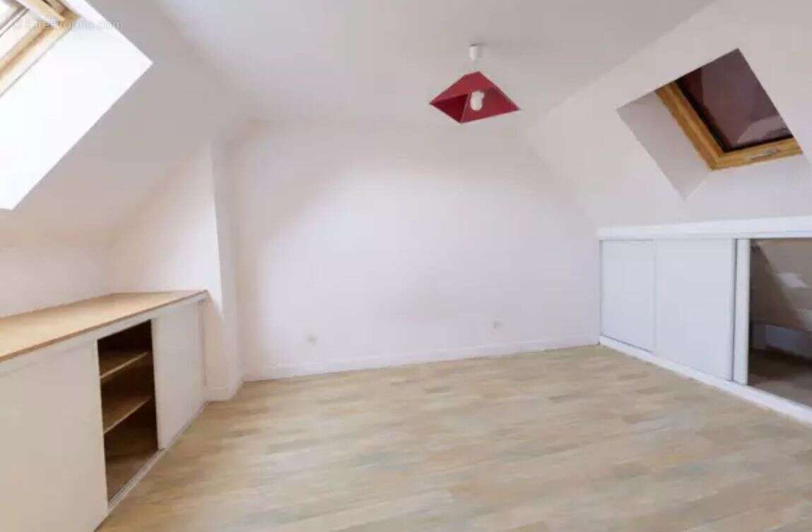 Maison à NOINTEL