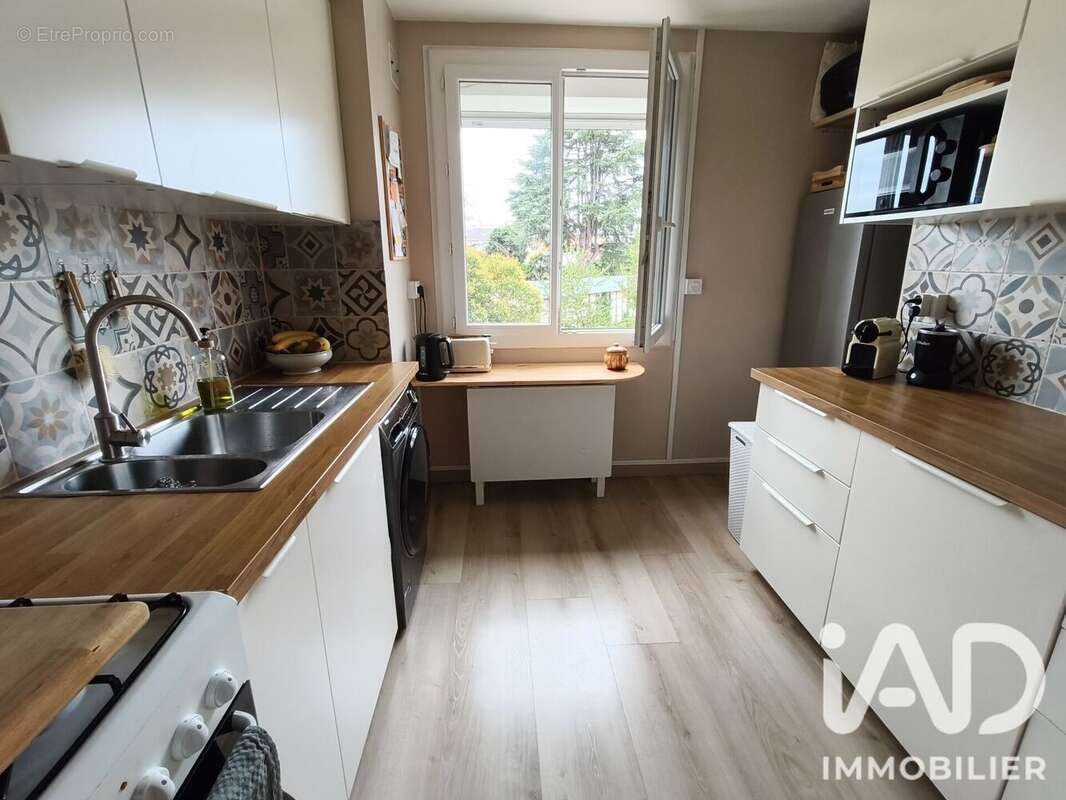 Appartement 64 m² à Tarbes  - photo 3