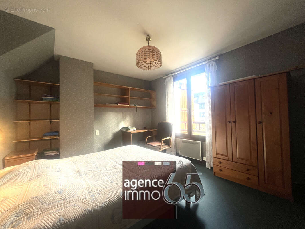 Maison à LUZ-SAINT-SAUVEUR