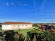 Maison à CHAILLAC-SUR-VIENNE