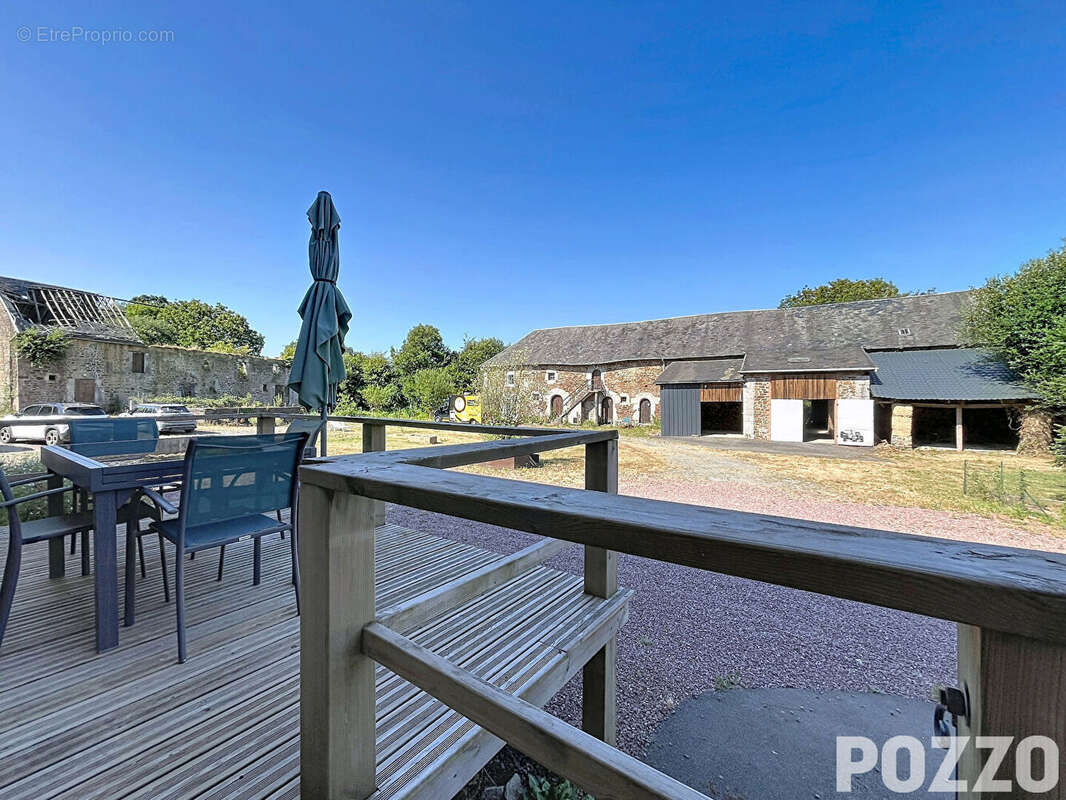 Propriété en pierre Quettreville sur sienne (50660) 8 pièces 216m² habitable 17000 m² terrain - photo 14