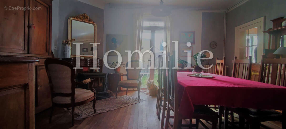 Maison à MONTRICHARD