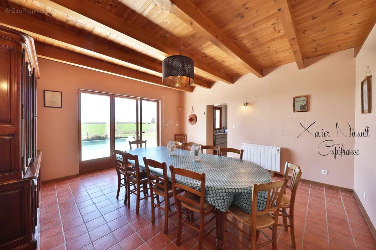 Maison à vendre 11 pièces proche de SAINT AMOUR (39) - photo 8