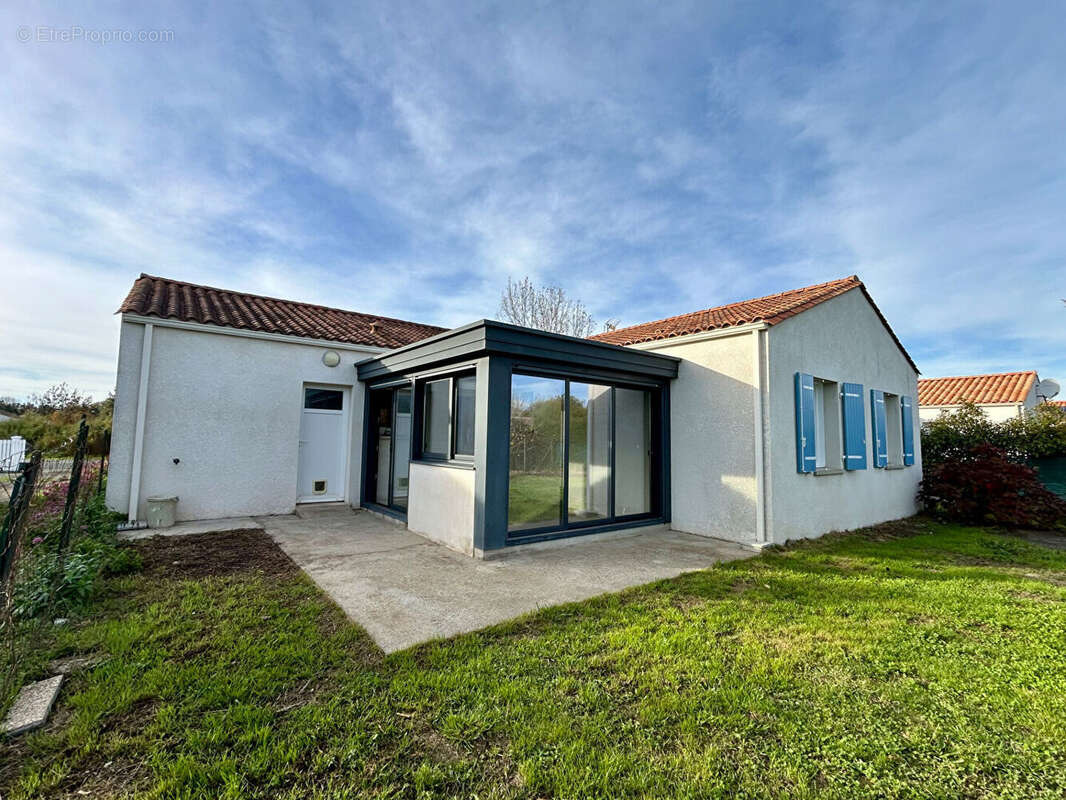 Maison à SAINT-MICHEL-EN-L&#039;HERM