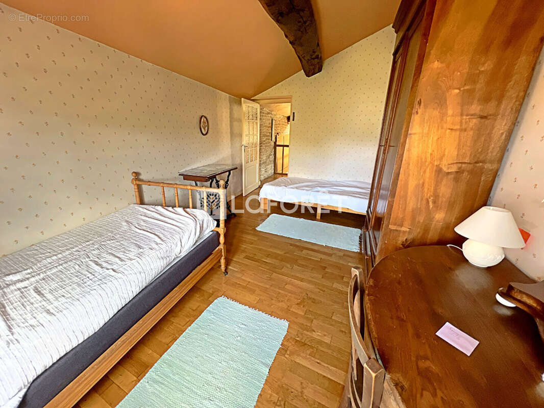 Maison Davayé 8 pièces 178 m2 - photo 17