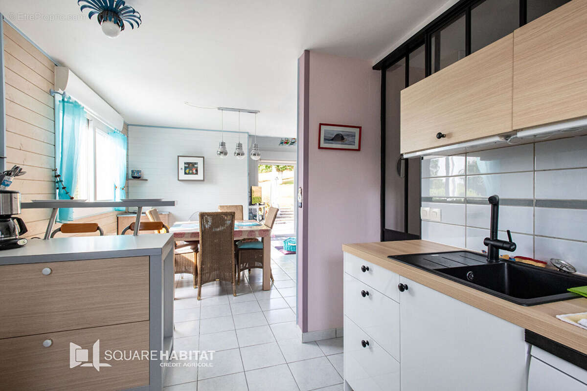 Maison à AIX-EN-ISSART