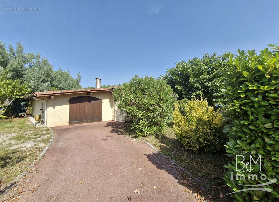 Maison à VIELLE-SAINT-GIRONS