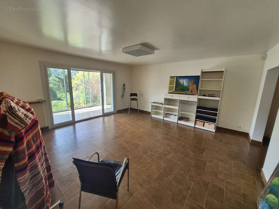 Villa avec 7 pièces 215 m2 à Carnoux-En-Provence - photo 11