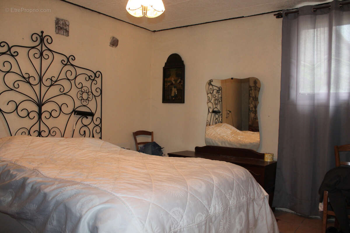 Maison à CHATEAUMEILLANT