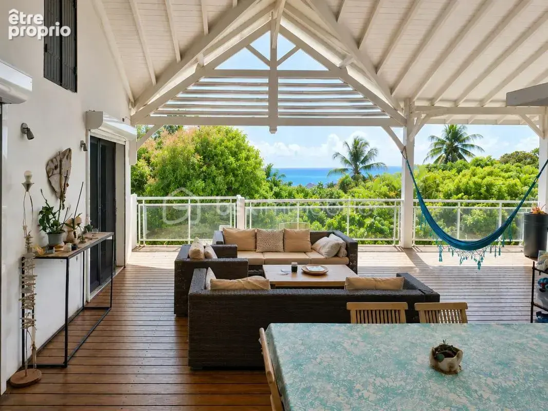 Dampierre – Villa d’architecte avec vue mer, piscine à débordement et autonomie en eau - photo 4