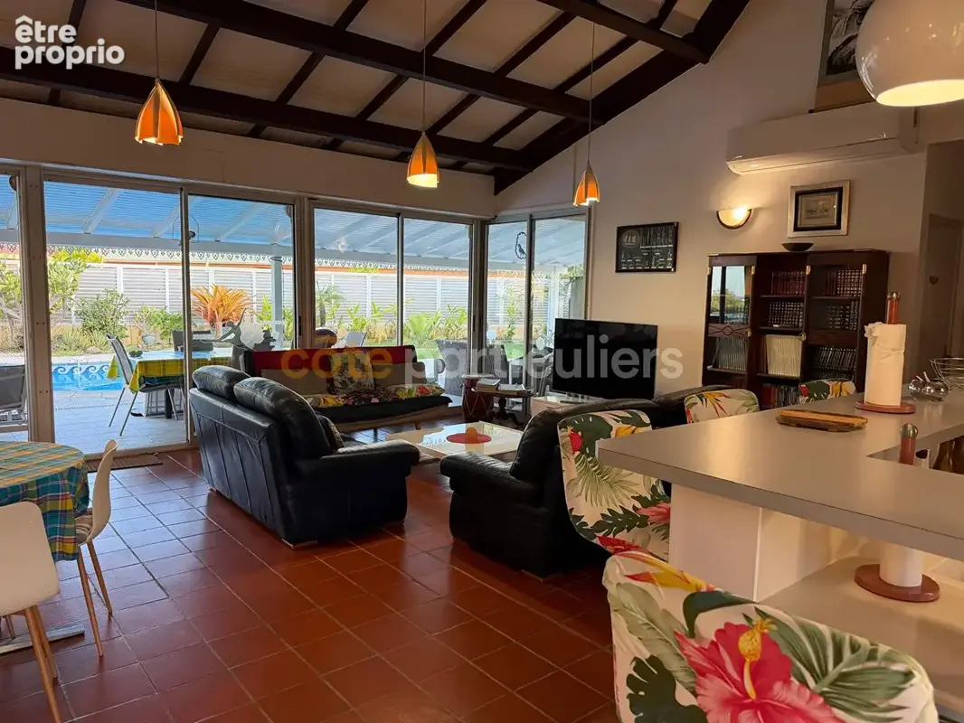 RARE ! Villa de plain-pied avec vue sur la mer - Le Gosier 5 pièces - photo 4