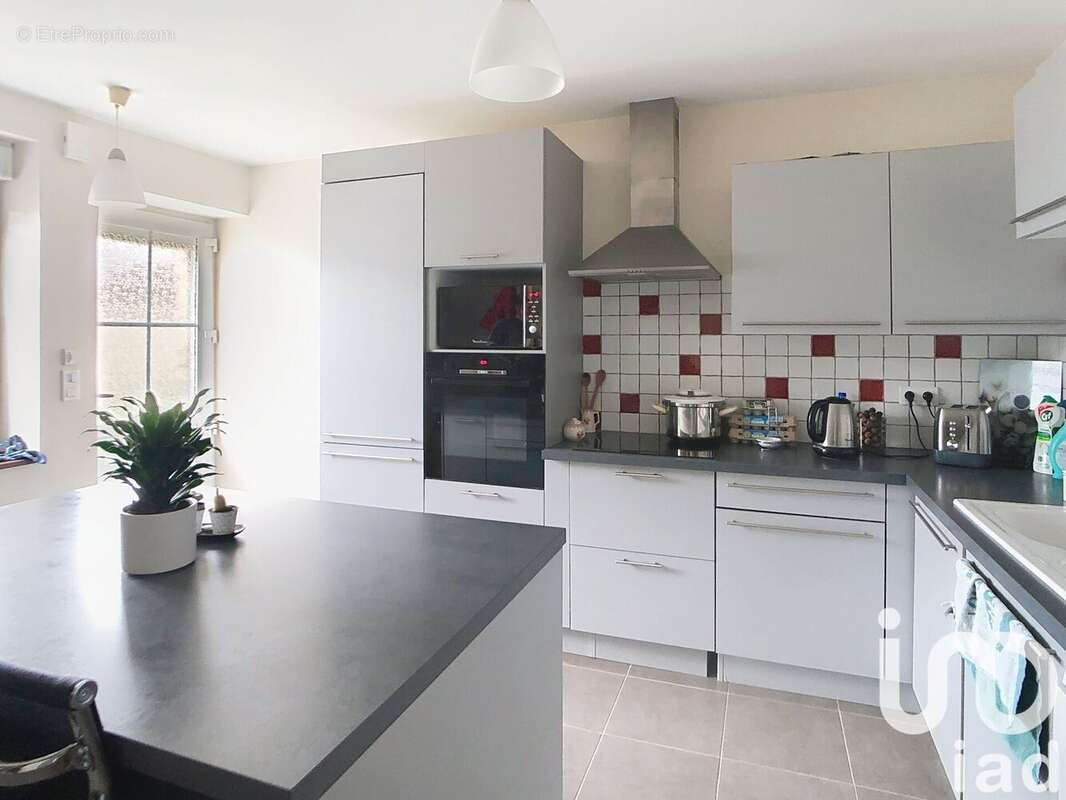 Photo 7 - Maison à YEVRE-LA-VILLE