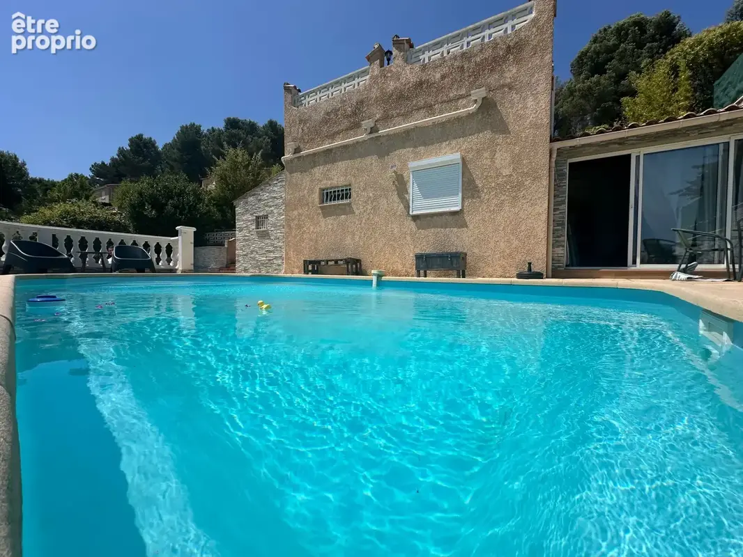 Sur les hauteurs de Carnoux : Villa type 5 avec piscine - photo 19