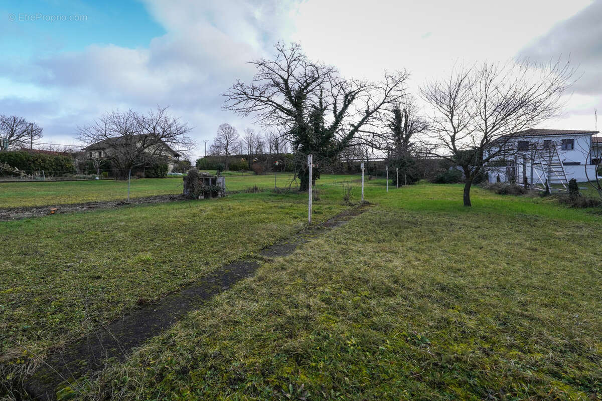 Maison à PONT-DU-CHATEAU