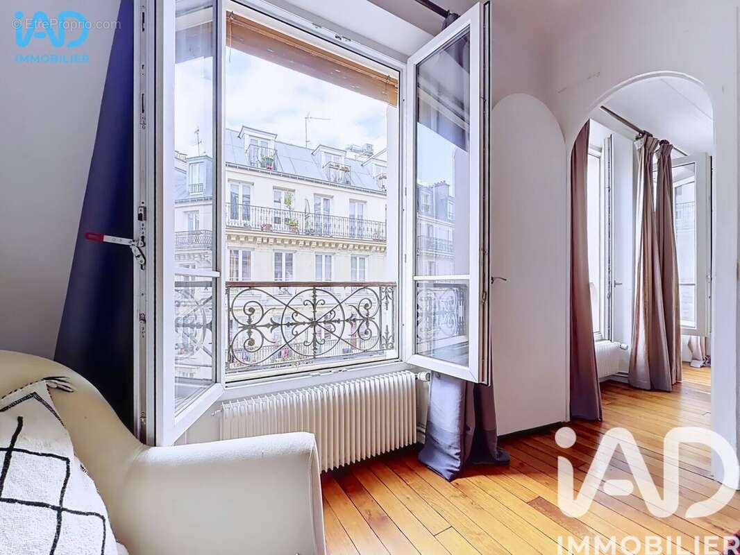 Photo 9 - Appartement à PARIS-10E