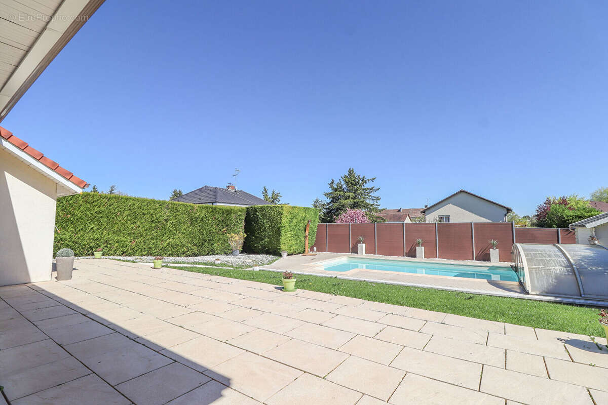 Maison à VAROIS-ET-CHAIGNOT