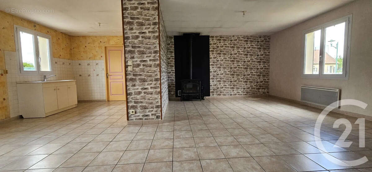 Maison à SANCHEVILLE