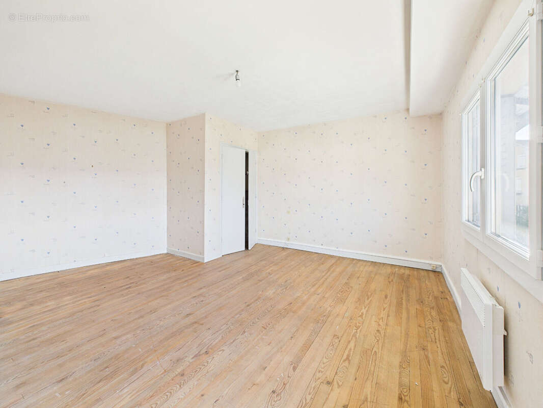 Maison à PORTES-LES-VALENCE