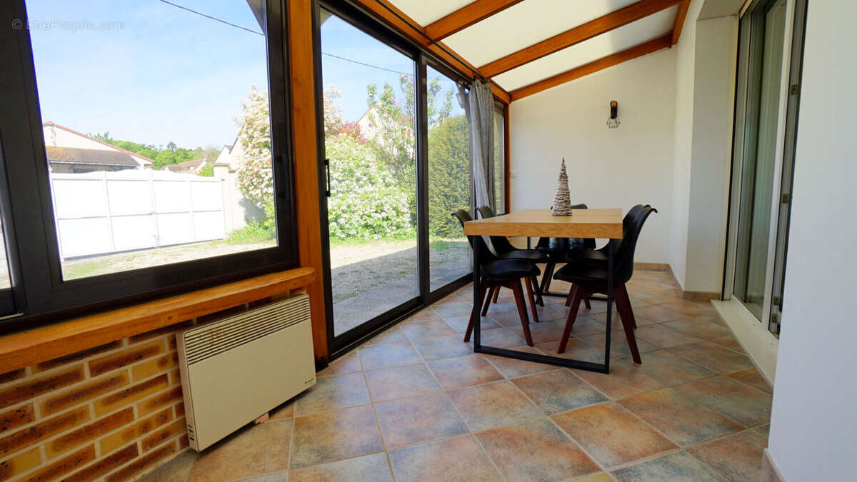 Maison à ISSOU