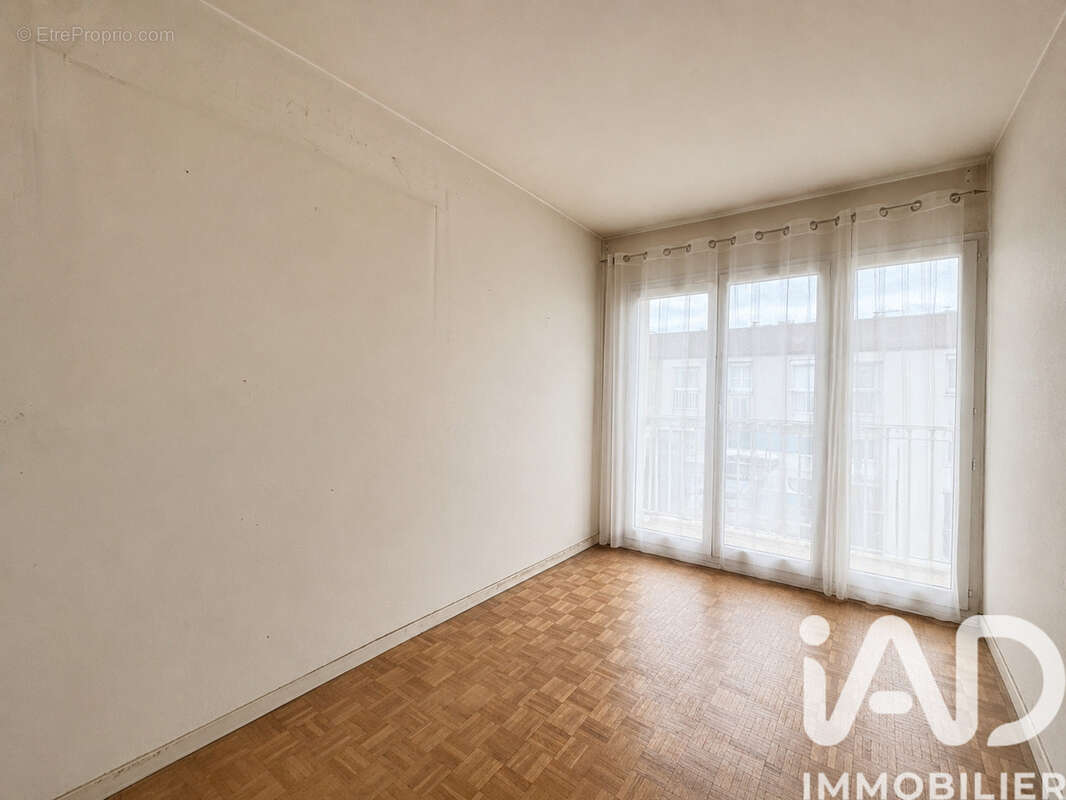 Maison 100 m² à Longjumeau  - photo 8